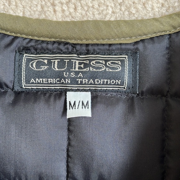 Vintage 90’s Guess olive green zip-up vest with windowpane quilting. Size US M - Picture 5 of 9